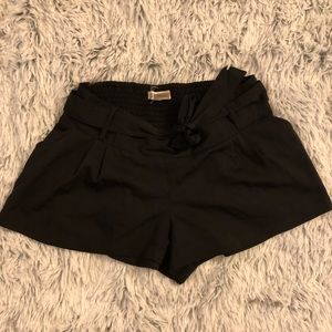 〰️➰CUTE BILLABONG SHORTS